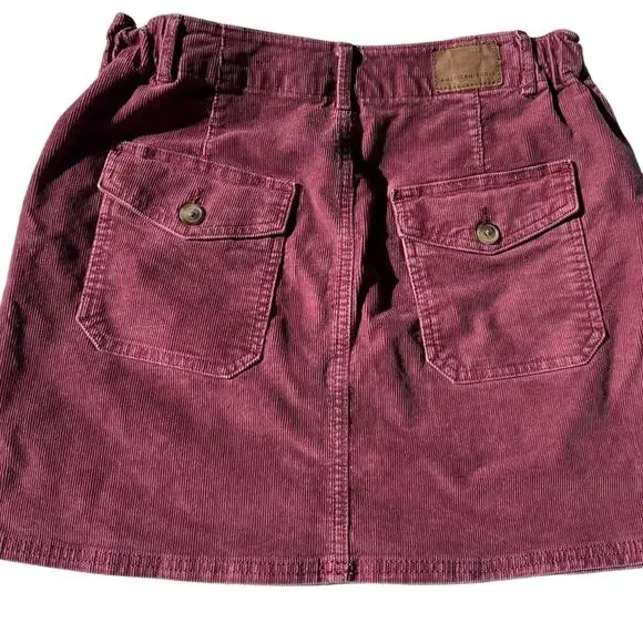 American Eagle Super Stretch Burgundy Corduroy Mini Skirt Size: 8 - Picture 2 of 4